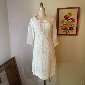 Charming Early 1970s Mod Peter Pan Collar Lace Mini Short Wedding Dress